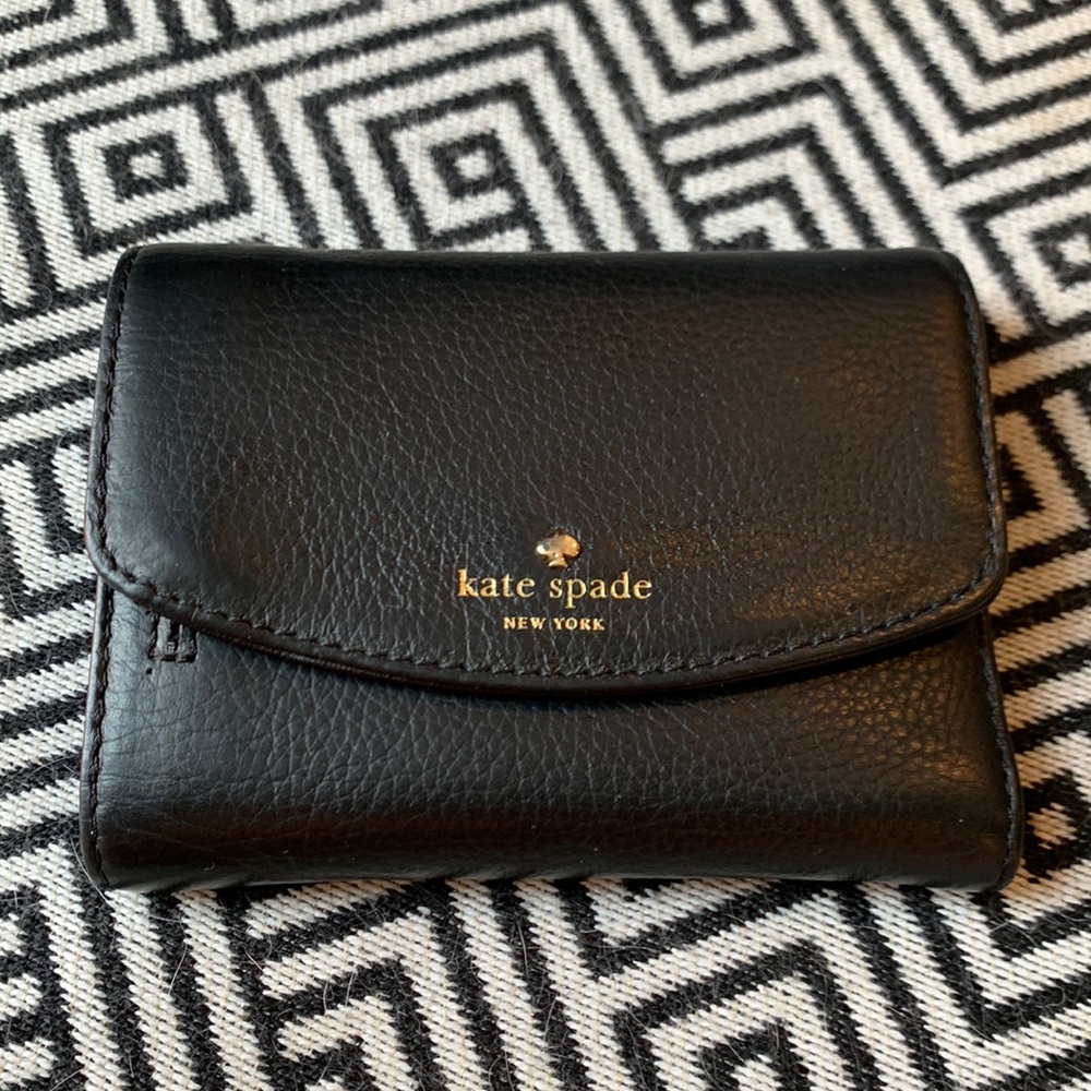 Kate Spade Pebbled Wallet